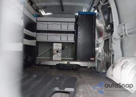 2015 Chevrolet Express 2500 Work Van z USA, uszkodzony, nr VIN 1GCWGFCF3F1153306